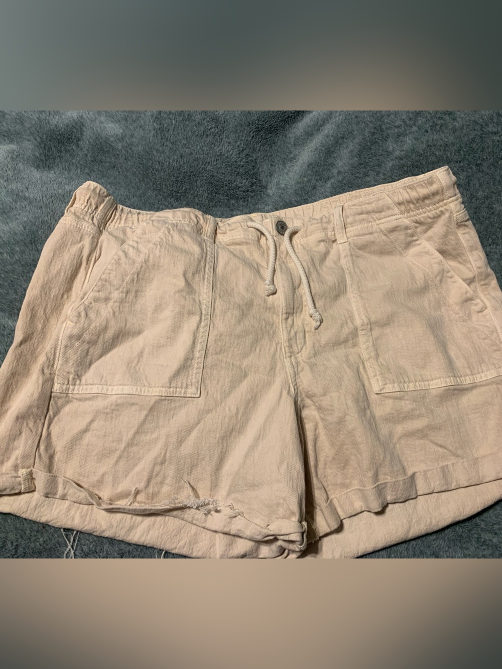 Casual Drawstring Shorts in Light Cream